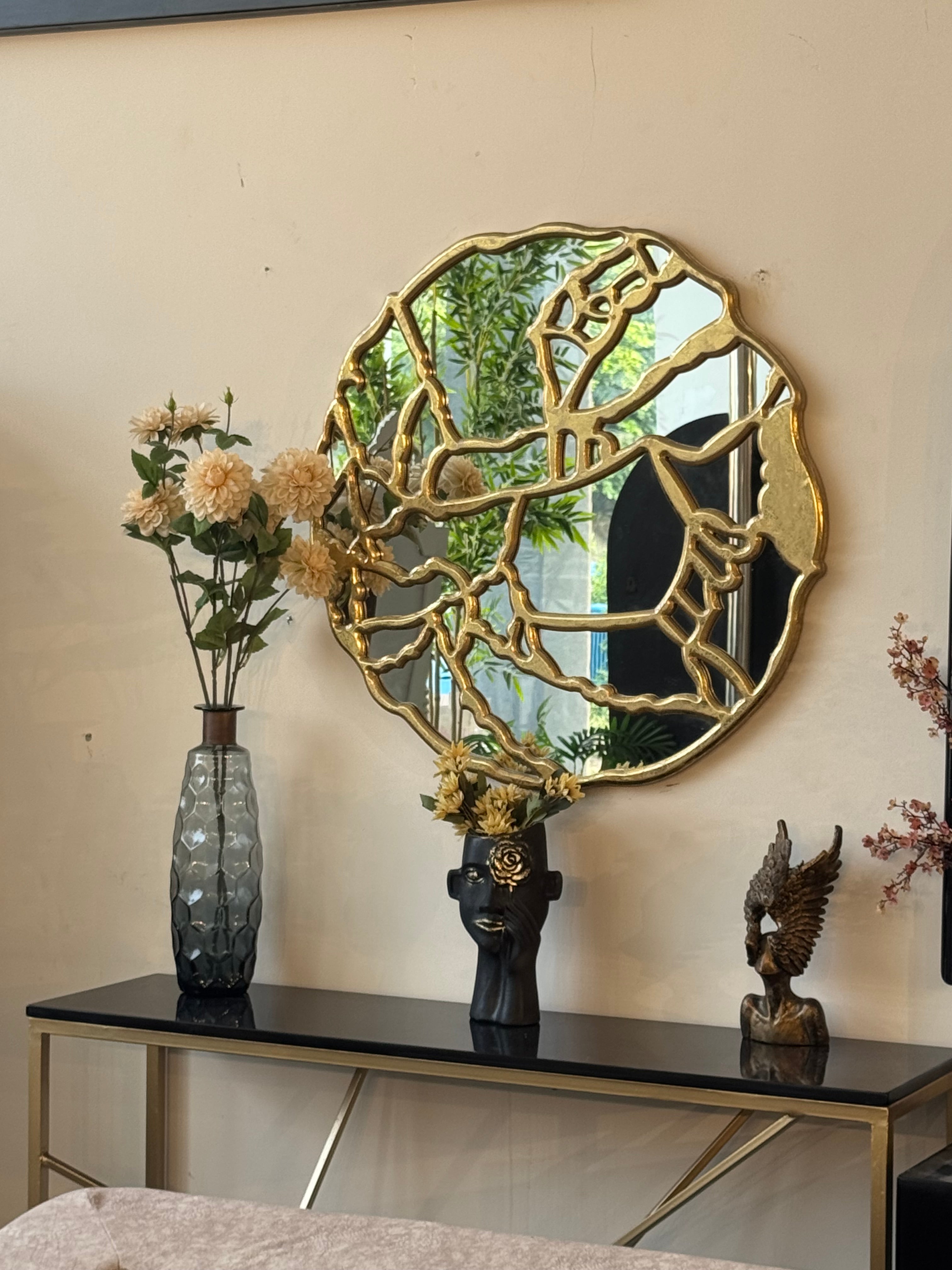 Britni carving mirror